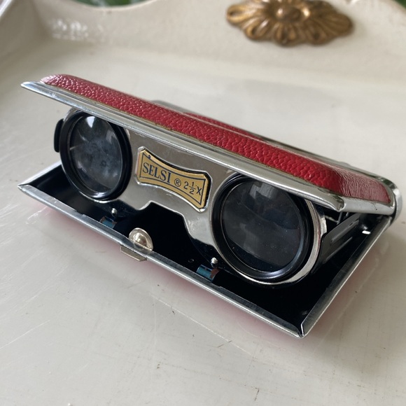 Vintage Selsi 2.5x Pocket Opera Binoculars Red Case - Picture 7 of 7